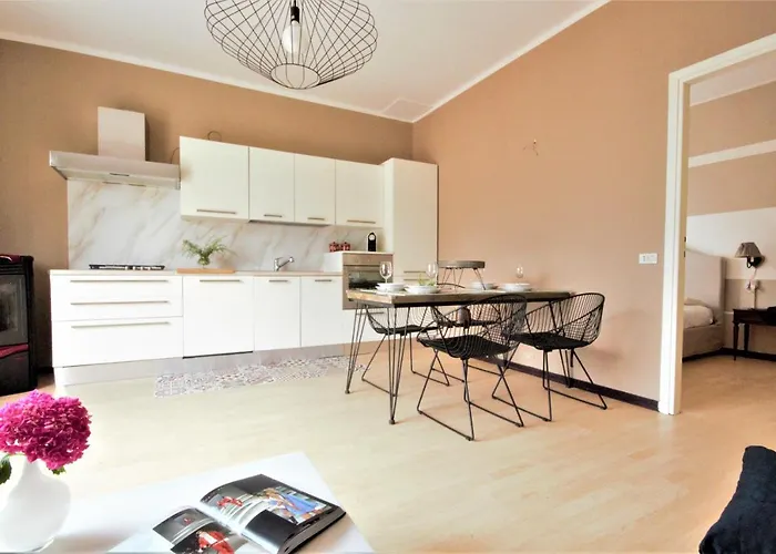 Lakeside Relais Casa de Férias