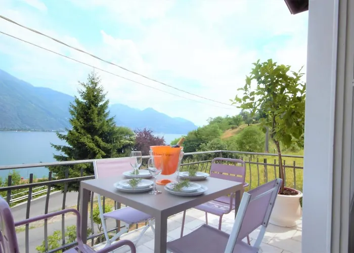 Lakeside Relais Casa de Férias